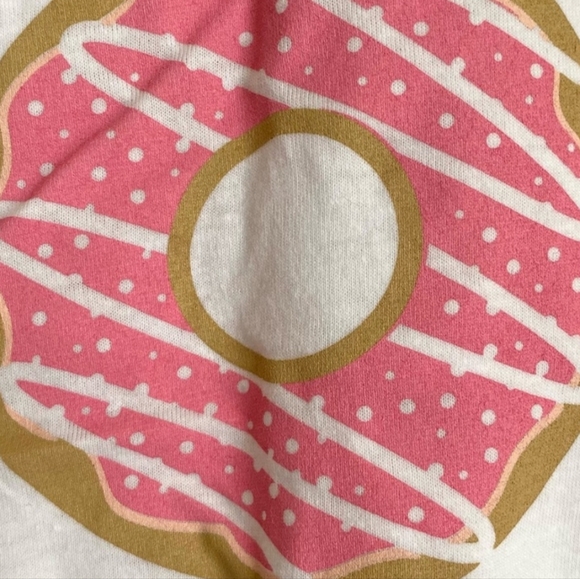 DONUT TOUCH! CROPPED Graphic Muscles and Donuts Tshirt - Picture 3 of 7